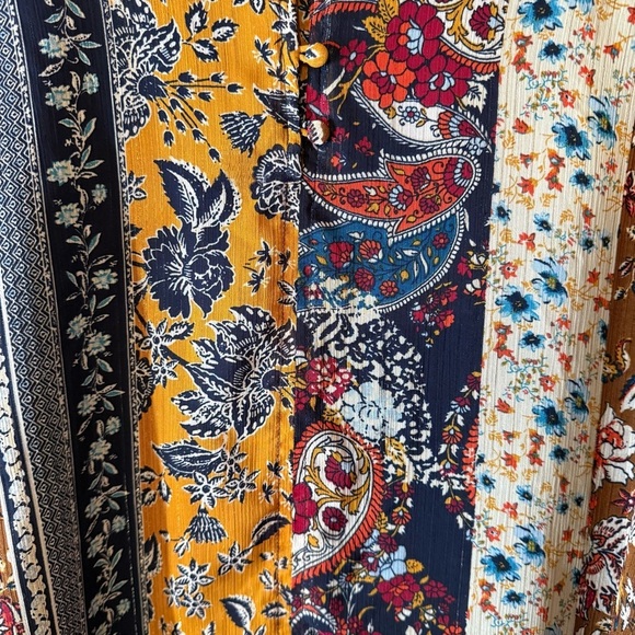 Dress Barn Blue and White Relaxed Buttoned Blouse - Picture 3 of 5